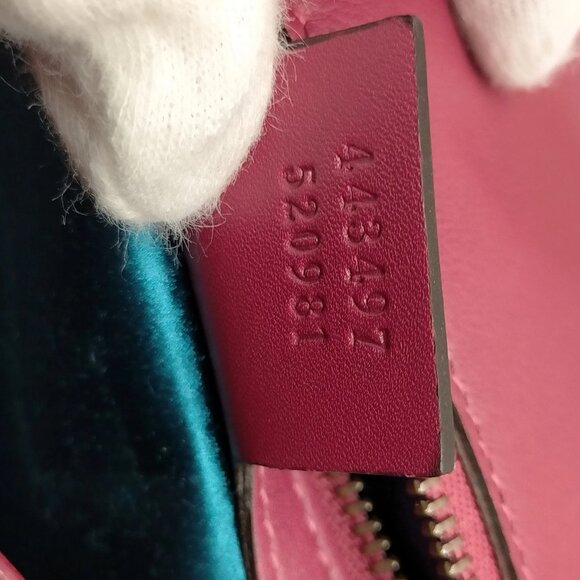 Authentic Gucci Pink Suede Leather Shoulder Bag mon832-110525 - Picture 15 of 16